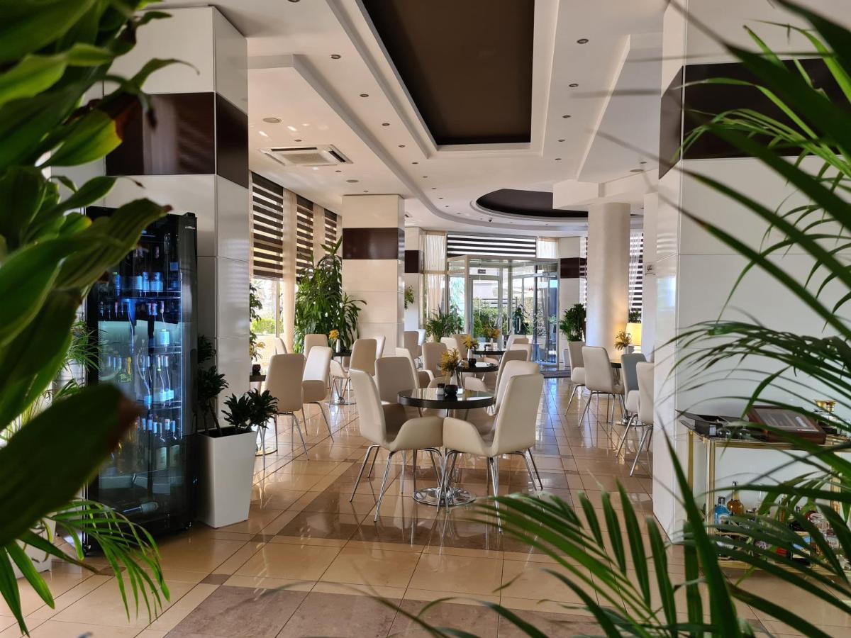 Hotel Arvi دراس المظهر الخارجي الصورة