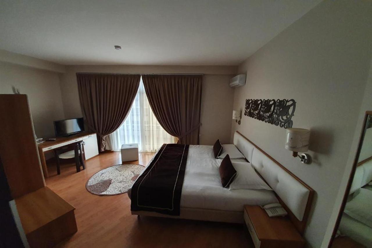 Hotel Arvi دراس المظهر الخارجي الصورة