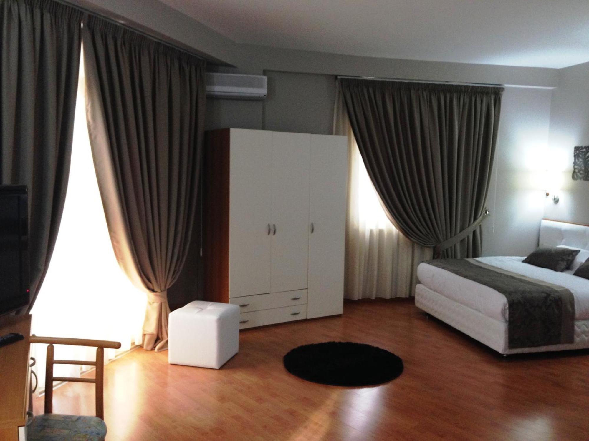Hotel Arvi دراس الغرفة الصورة