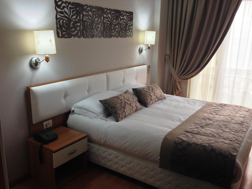 Hotel Arvi دراس المظهر الخارجي الصورة