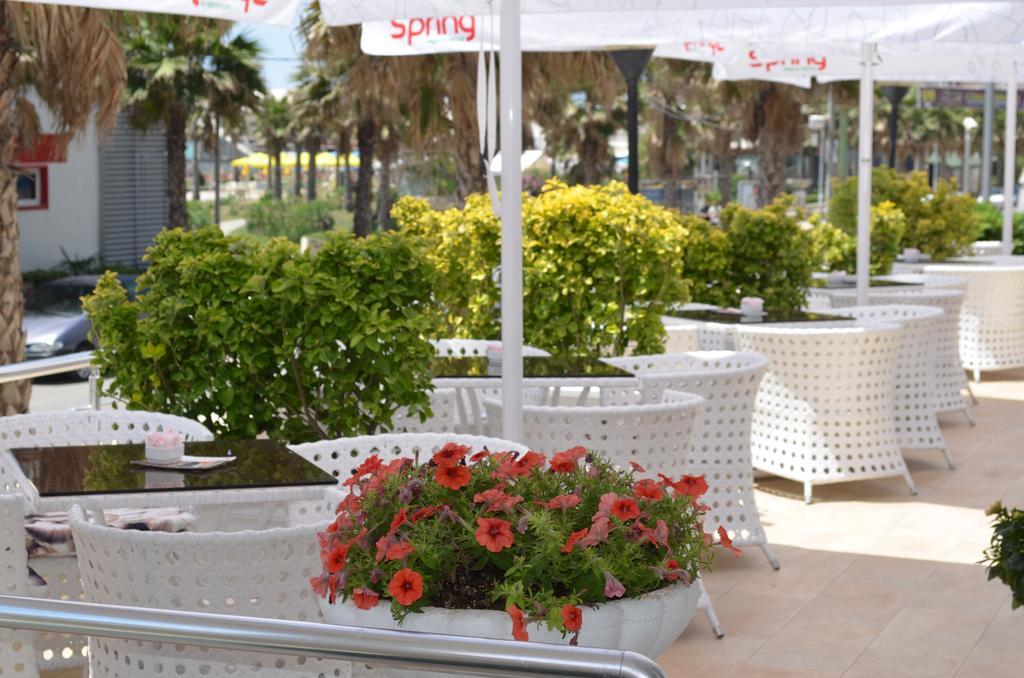 Hotel Arvi دراس المظهر الخارجي الصورة