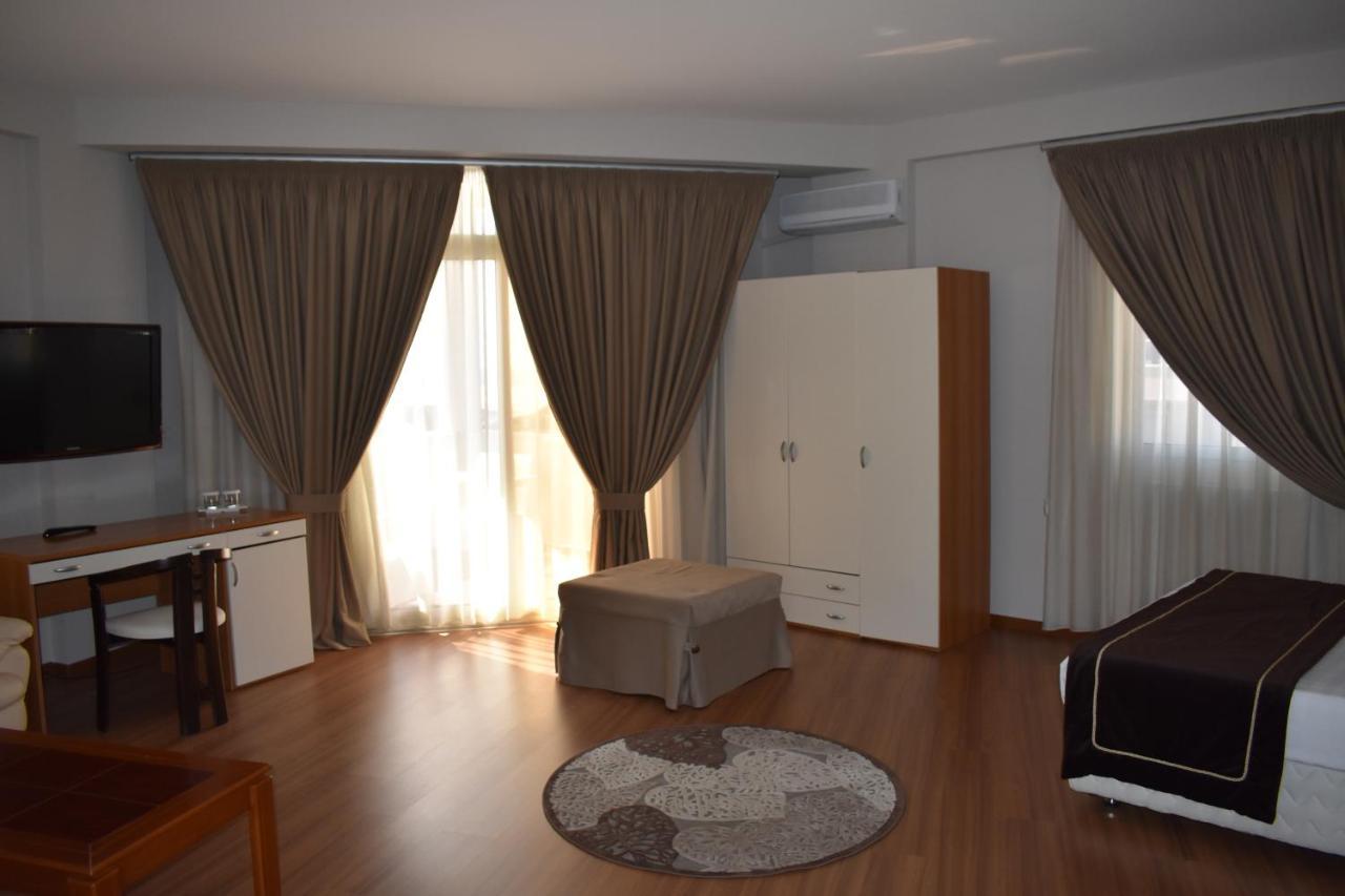 Hotel Arvi دراس المظهر الخارجي الصورة